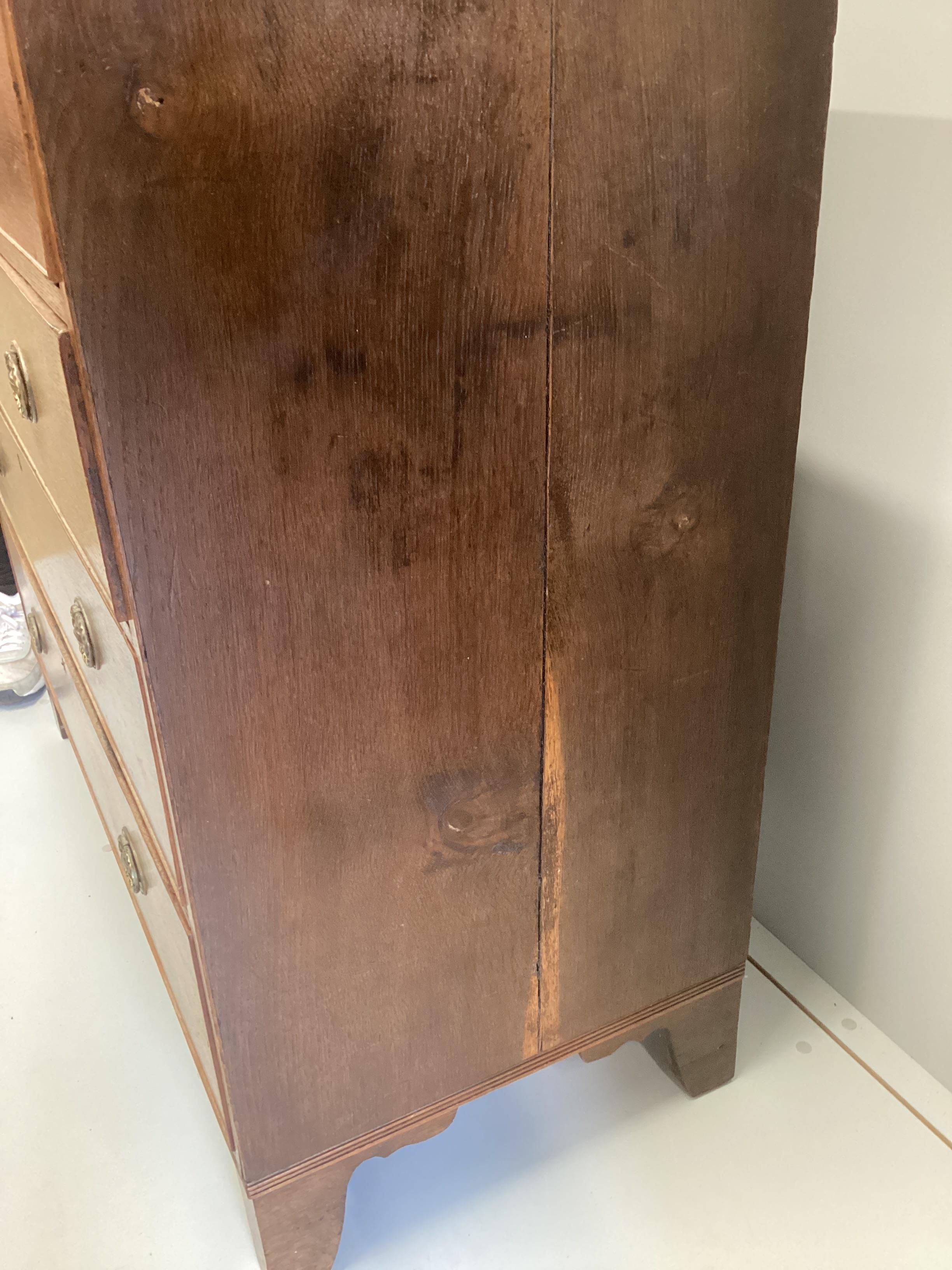 A Regency oak five drawer chest, width 107cm, depth 50cm, height 104cm
